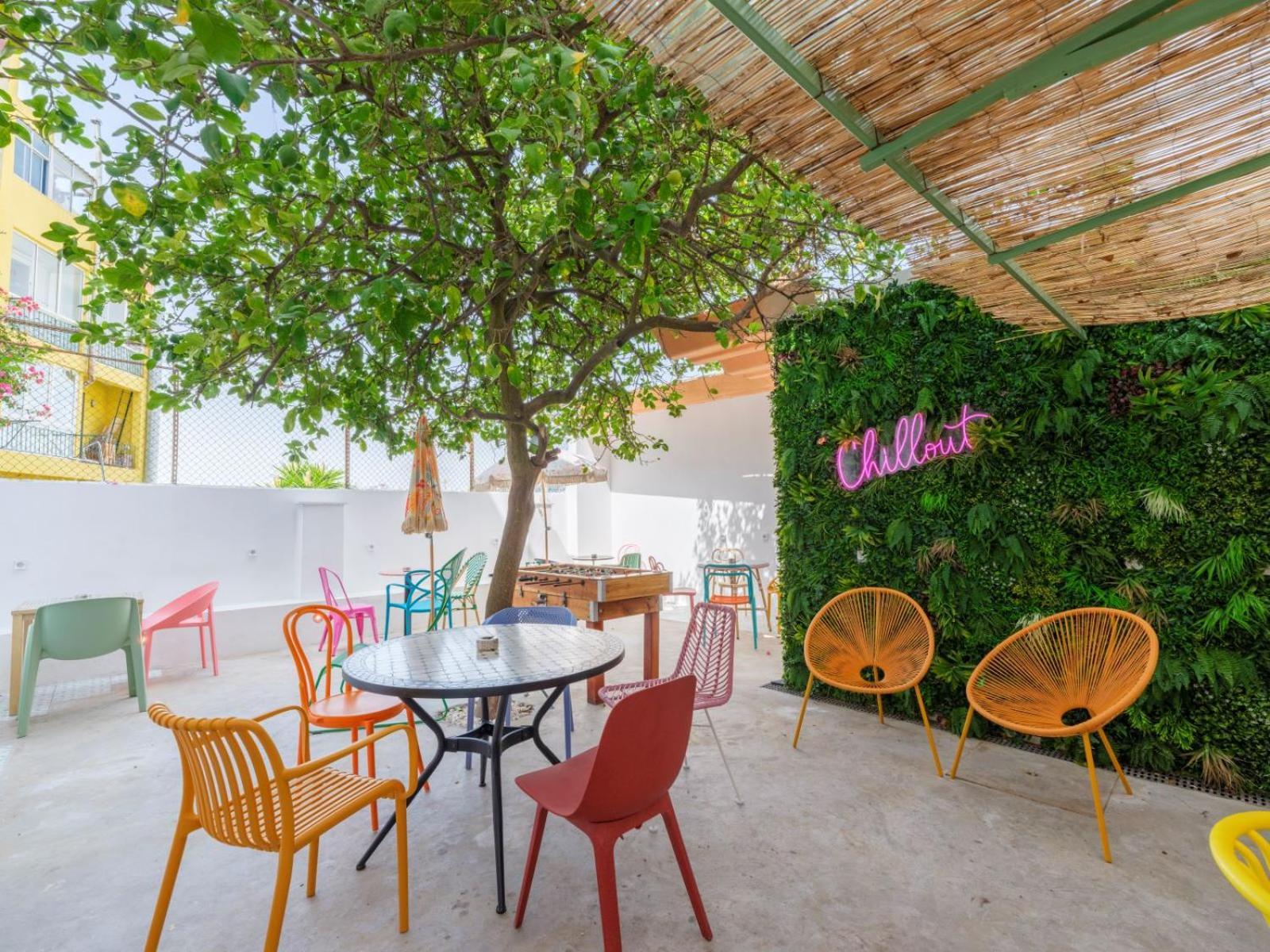 Lisbon Chillout Hostel Exterior photo