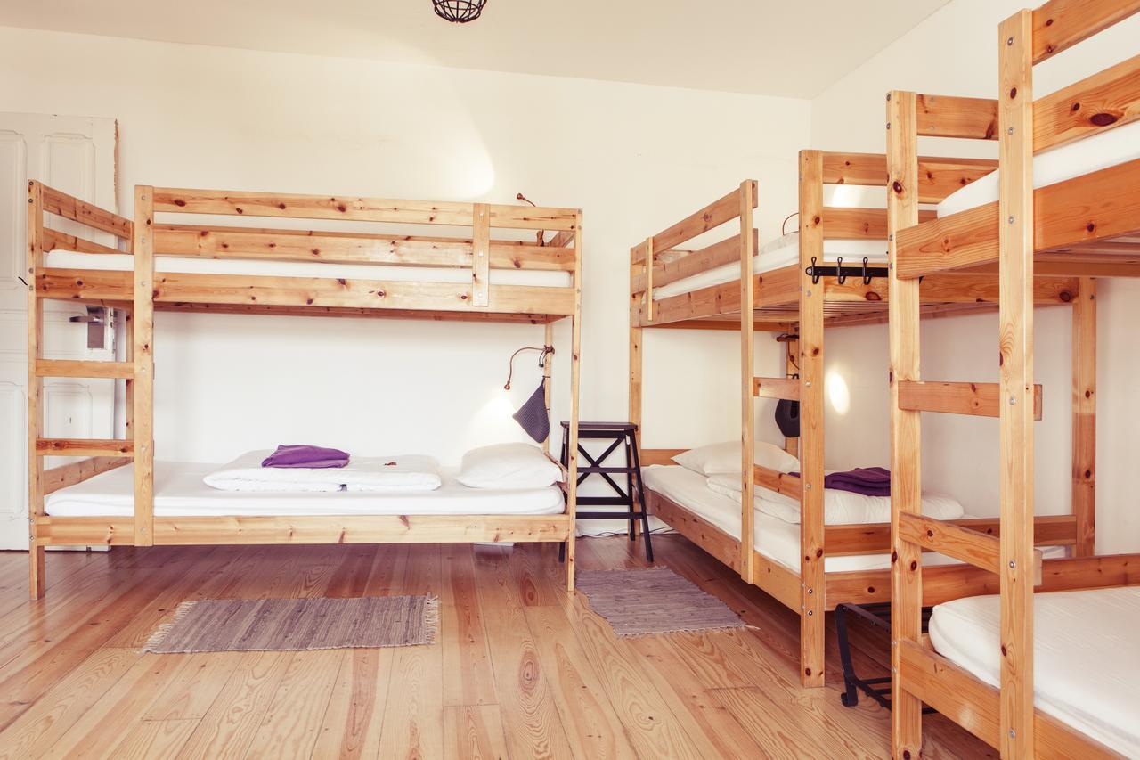 Lisbon Chillout Hostel Exterior photo