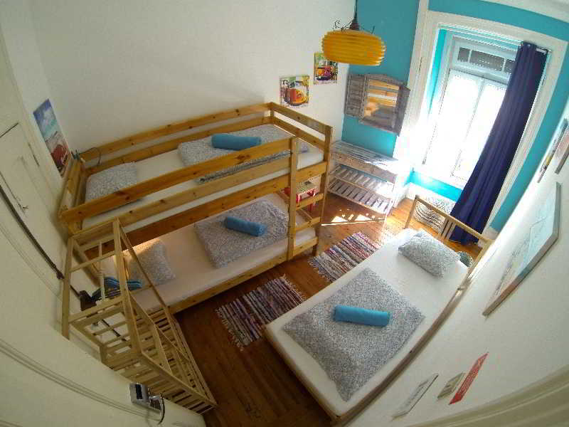 Lisbon Chillout Hostel Exterior photo